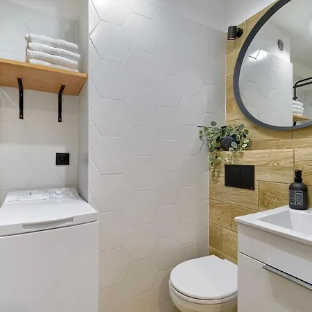 Апартаменты 4 Pory Roku Przy Plazy Z Widokiem Na Morze Гдыня