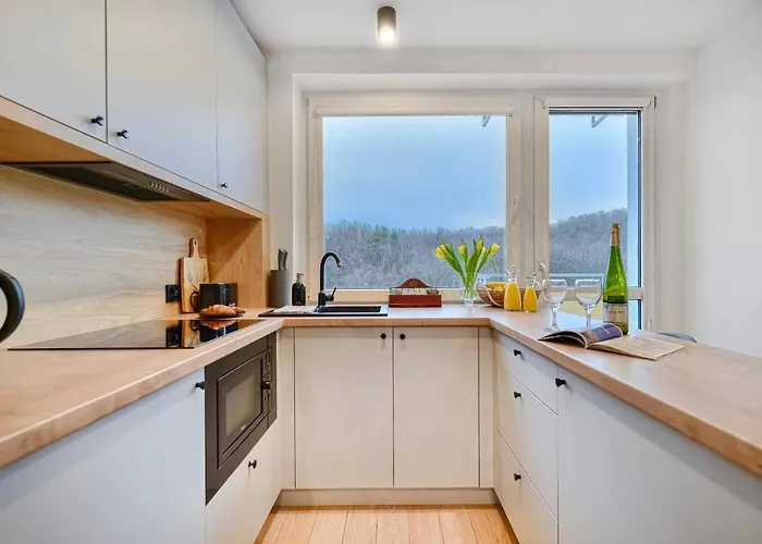 4 Pory Roku Przy Plazy Z Widokiem Na Morze *